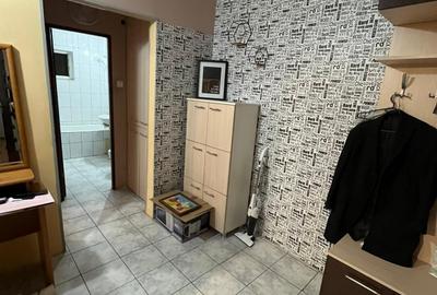 Apartament cu 2 camere decomandat, etajul 2/4, zona Nicolina - 6