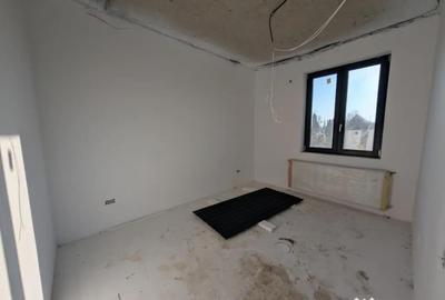 Casă cu 4 camere cu Teren 740 Mp în Hemeiuș - 8