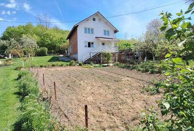 Casă cu 4 camere în Bejan - 2