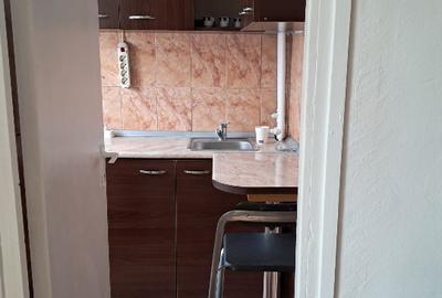 Inchiriez garsonieră confort 1 zona Confecții Inchiriez garsonieră confort 1 zona Confecții - 7