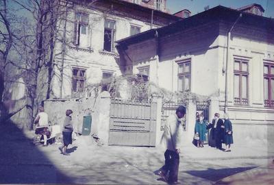 Piata Unirii casa burgheza boema deschidere stradala 24m, curte privata garaj - 1