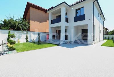 Casă individuală cu 5 camere în Pipera