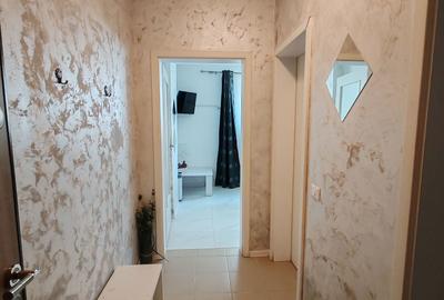 Garsonieră decomandată în Baza 3 - 3