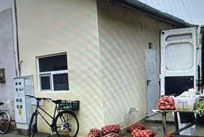 Spațiu comercial, de 9 mp, în Central - 6