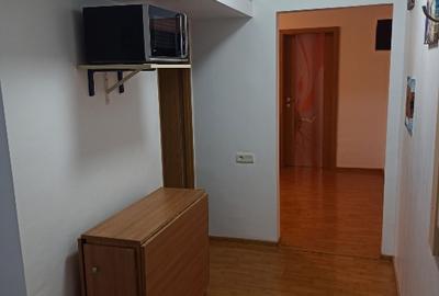 Apartament cu 3 camere semidecomandat în Inel II - 4