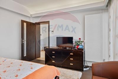 Casă cu 6 camere cu Garaj în Găneasa - 30