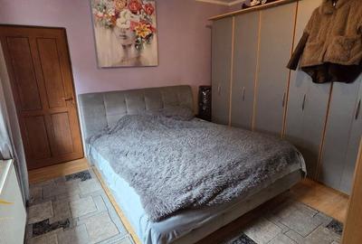 Casă cu Teren 471 Mp în Central - 3