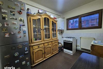 Apartament cu 3 camere semidecomandat în Central - 6
