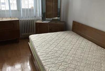 Apartament cu 3 camere decomandat în Giurgiului - 1