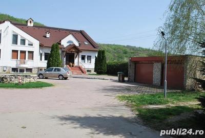 Casă în Topoloveni - 9