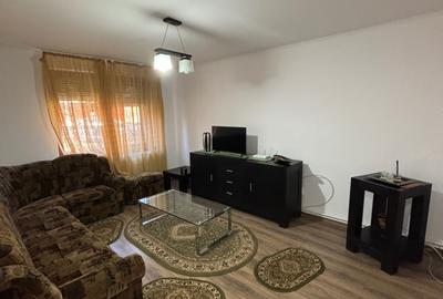 Apartament cu 3 camere decomandat în Central - 2