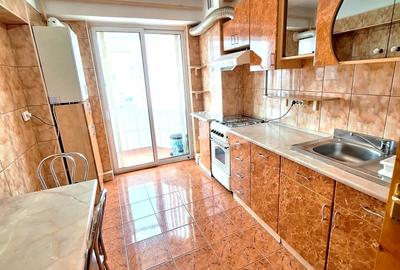 Apartament cu 3 camere decomandat în Țiglina 1 - 7