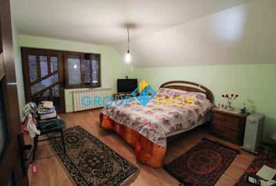 Casă cu 5 camere cu Garaj în Sascut - 11