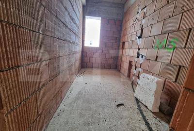 Apartament cu 3 camere semidecomandat în Baciu - 3