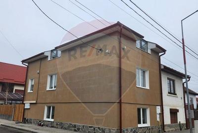 Casa / Vila cu 4 camere de vanzare in zona Central - 1