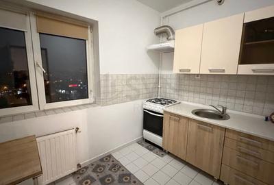 Garsonieră decomandată, mobilată în Vitan - 4