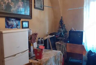 Apartament cu 2 camere semidecomandat în P-ța Unirii - 3