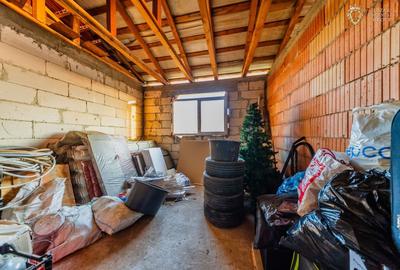 Casă individuală cu 7 camere cu Canalizare în Central - 40