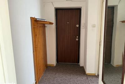 Apartament cu 2 camere semidecomandat în Micro 9 - 4