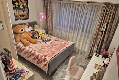 Apartament cu 3 camere decomandat în 13 Septembrie - 1