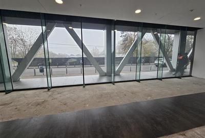 Spatiu comercial in cladire de birouri clasa A - 250 mp - 7