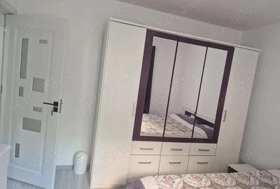 Apartament cu 2 camere decomandat în Roman