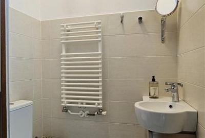 Apartament cu 4 camere în Gruia - 2