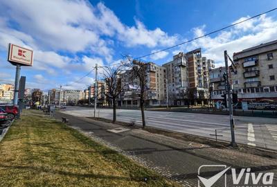 Apartament cu 3 camere decomandat, mobilat în Păcurari