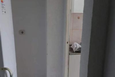 Garsonieră decomandată în Mărăței - 4