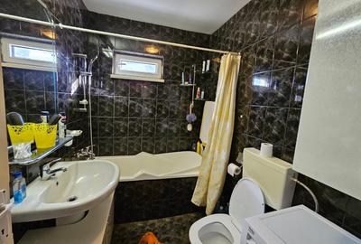 Casă cu 5 camere cu Teren 978 Mp în Central - 14