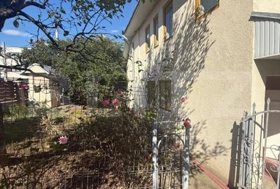 Casa cu etaj, 160 mp utili, 1352 mp teren, zona Burdujeni - 4