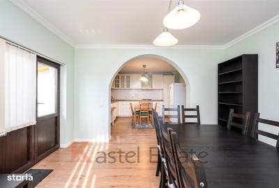 Casă cu 5 camere cu Teren 300 Mp în Central - 3