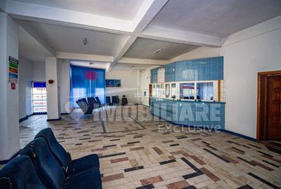 Spațiu comercial, de 150 mp, în Central - 5