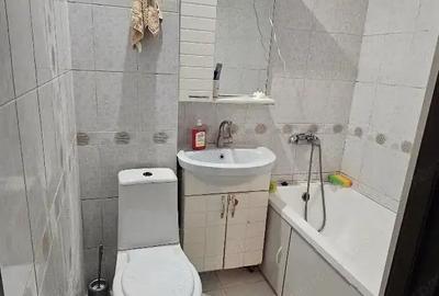 Garsonieră în Titan