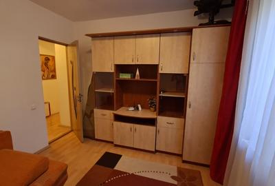 De inchiriat apart. 2 cam, Tg. Mures, 7 Noiembrie Zona UMF - 3