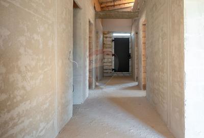 Casă cu 4 camere cu Teren 600 Mp în Hărman - 24