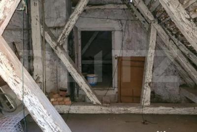 Casă cu 5 camere cu Canalizare în Centrul Istoric - 3