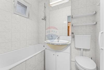 Apartament cu 3 camere de vanzare- COMISION 0% - 9