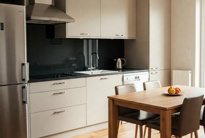 Apartament cu 2 camere semidecomandat în Berceni