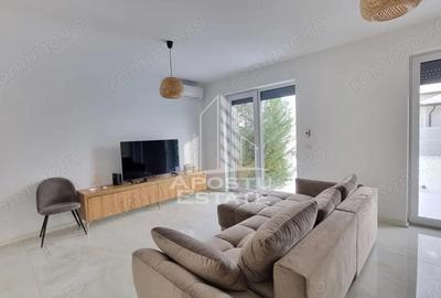 Casă cu Teren 315 Mp în Giarmata