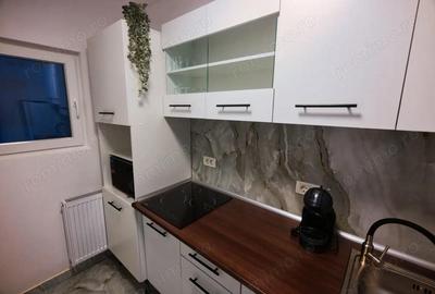 Apartament cu 3 camere semidecomandat în Romană - 3