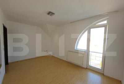 Casă cu 4 camere cu Teren 250 Mp în Central - 9