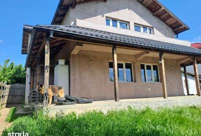 Casă cu 5 camere cu Teren 388 Mp în Șimnicu de Sus - 4