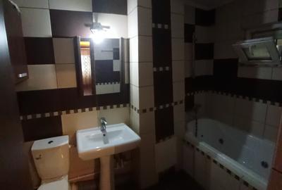 Apartament cu 3 camere decomandat, mobilat în Dacia - 5