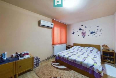 Apartament 3 Camere in Vlaicu, la Z-uri - 9