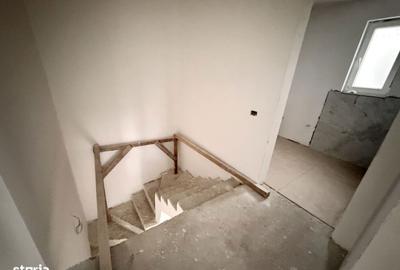Casă cu 4 camere în Postăvari - 10