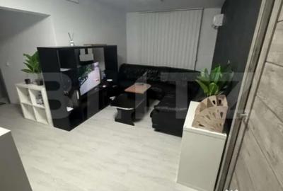 Apartament cu 5 camere decomandat în Micro 3