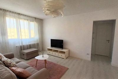Apartament cu 2 camere semidecomandat, mobilat în Calea Călărașilor