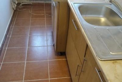 Apartament cu 2 camere decomandat în Central - 3