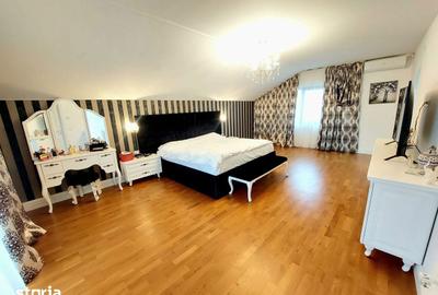Casă cu 3 camere cu Teren 1341 Mp în Răzvad - 9